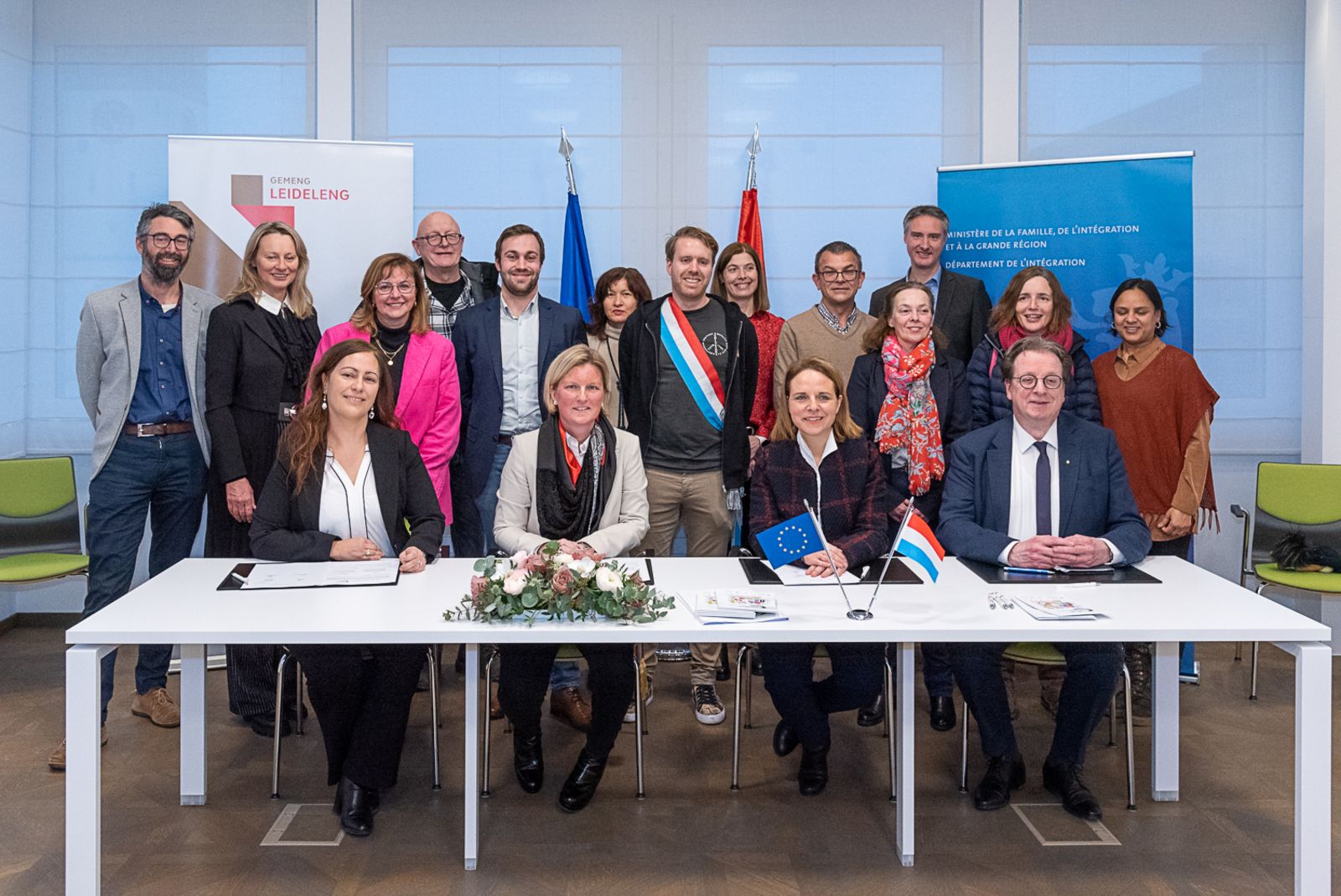 Signature du « Pakt vum Zesummeliewen » dans la commune de Leudelange