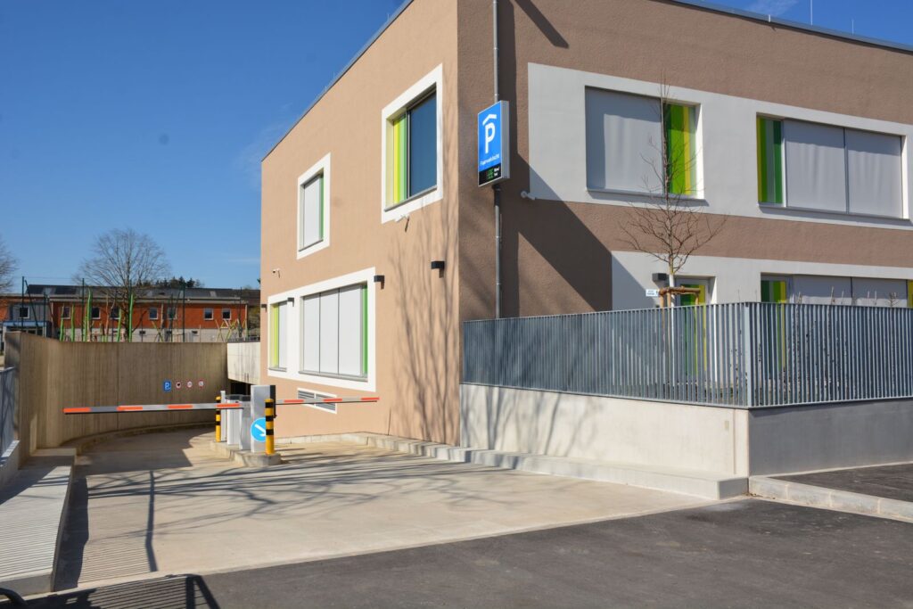 Nouveau Parking Faarwekëscht ouvert